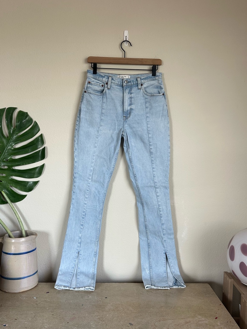 Abercrombie & Fitch The Skinny High Rise Split Leg Jeans